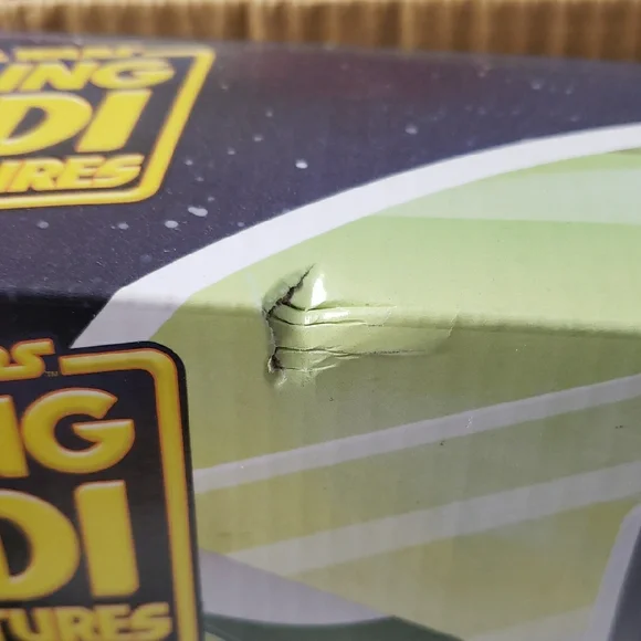 Disney Star Wars Young Jedi Adventures Kai Brightstar Green and White Playset. - Picture 6 of 6